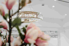 rebecca_rennolds_permanent_beauty_chandelier_3_1